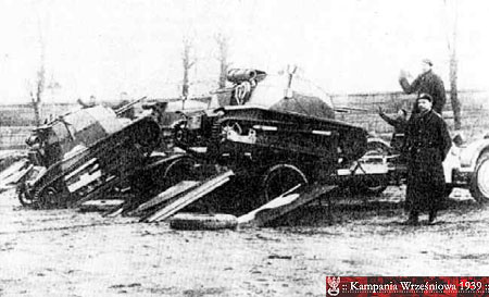 Tankietka na platformie Ursus AT-1